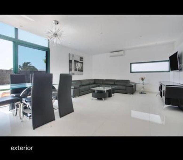 Spacious Private Villa & Private Heated Pool - Villa Sunshine Costa Teguise Zewnętrze zdjęcie